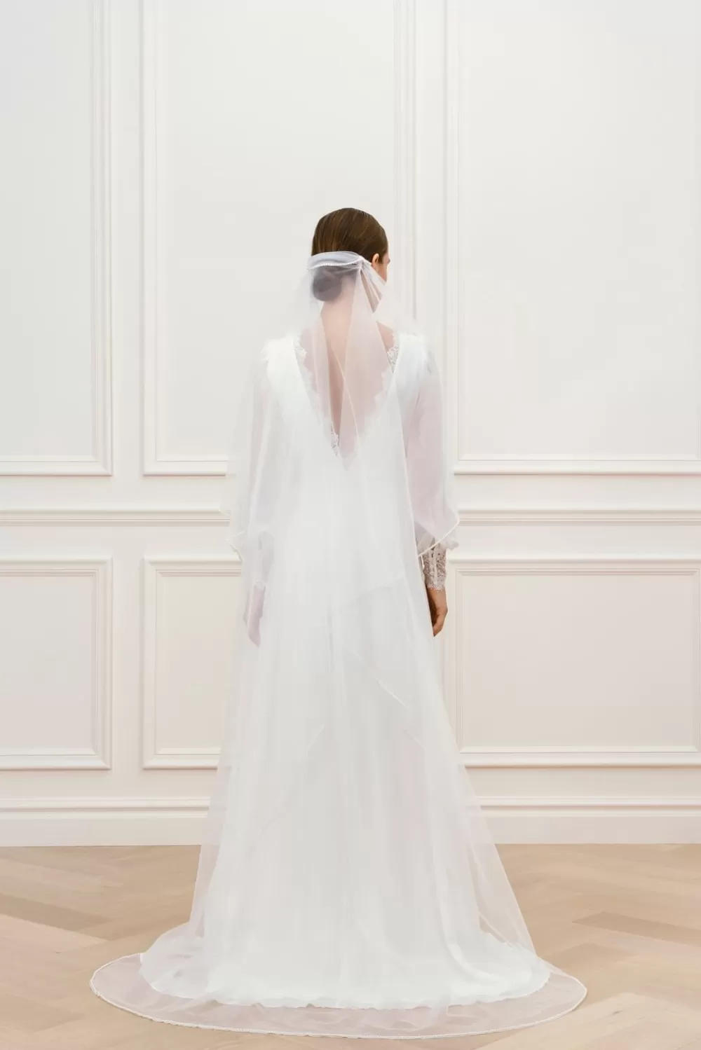 Malina Bohemisk brudslöja med pärlkant White New