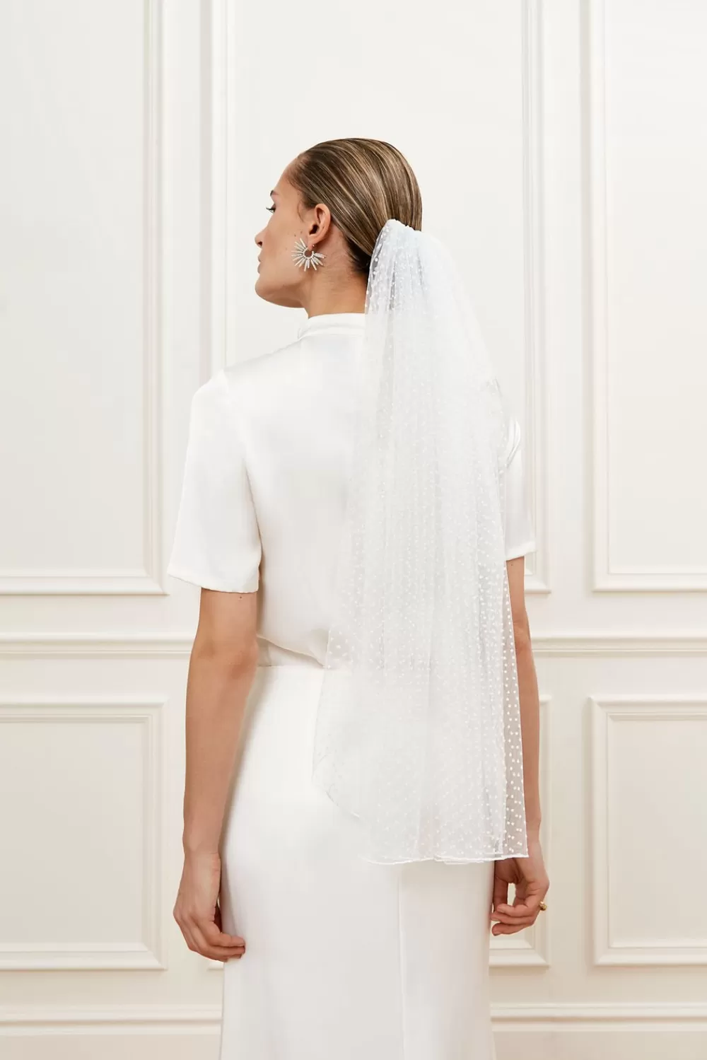 Malina Kort prickig slöja Ivory New