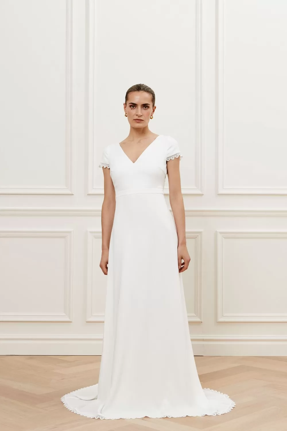 Malina Lindy brudklänning Ivory Outlet
