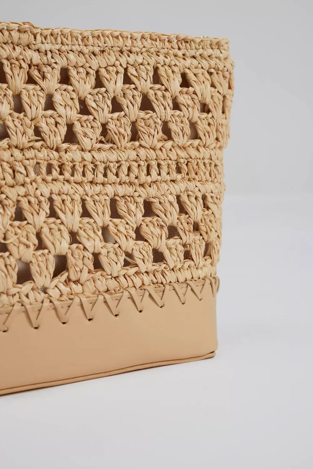Malina Mia pouch Raffia Best