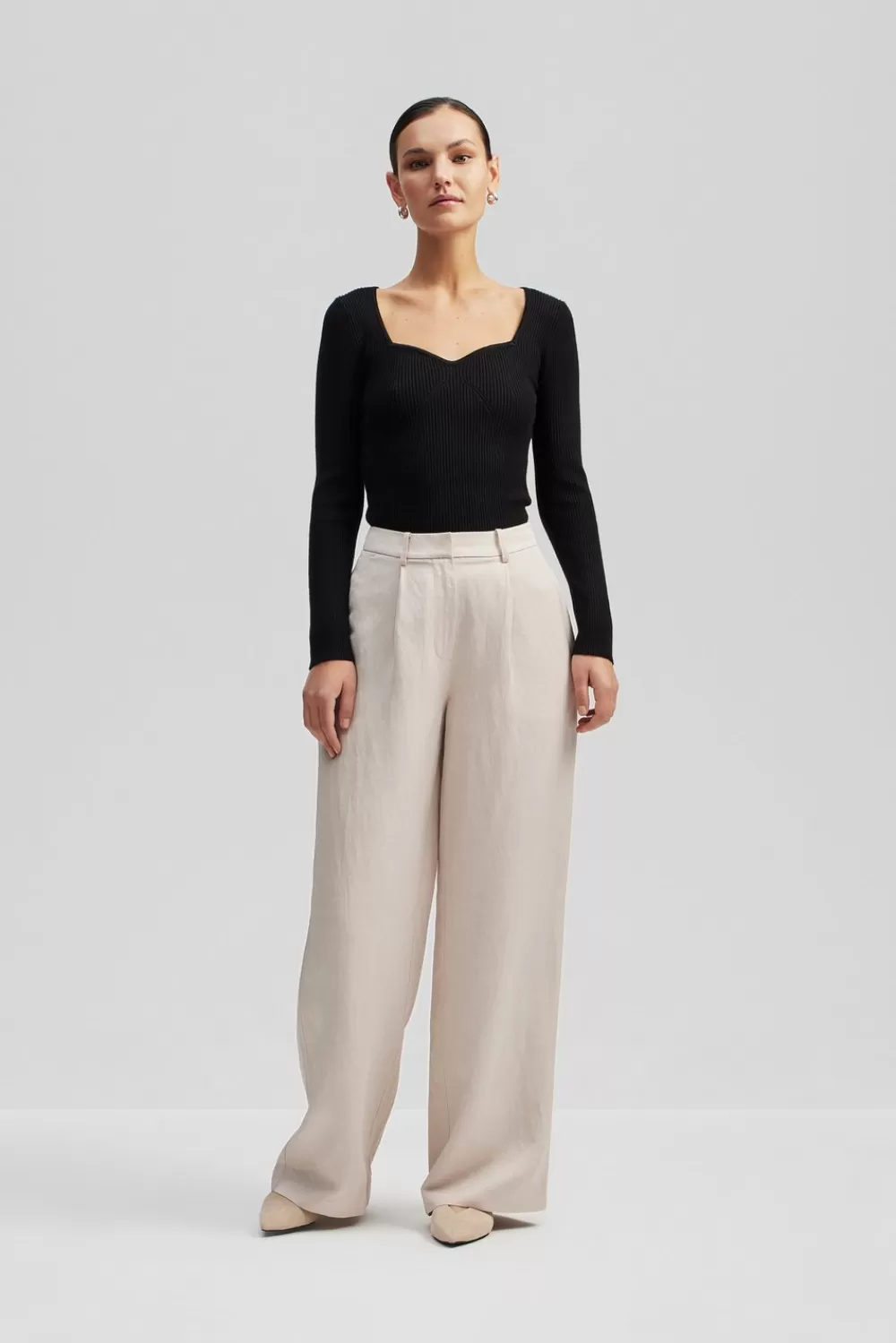 Malina Tulip topp Black Store